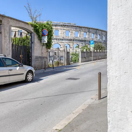 Colosseum Lägenhet *